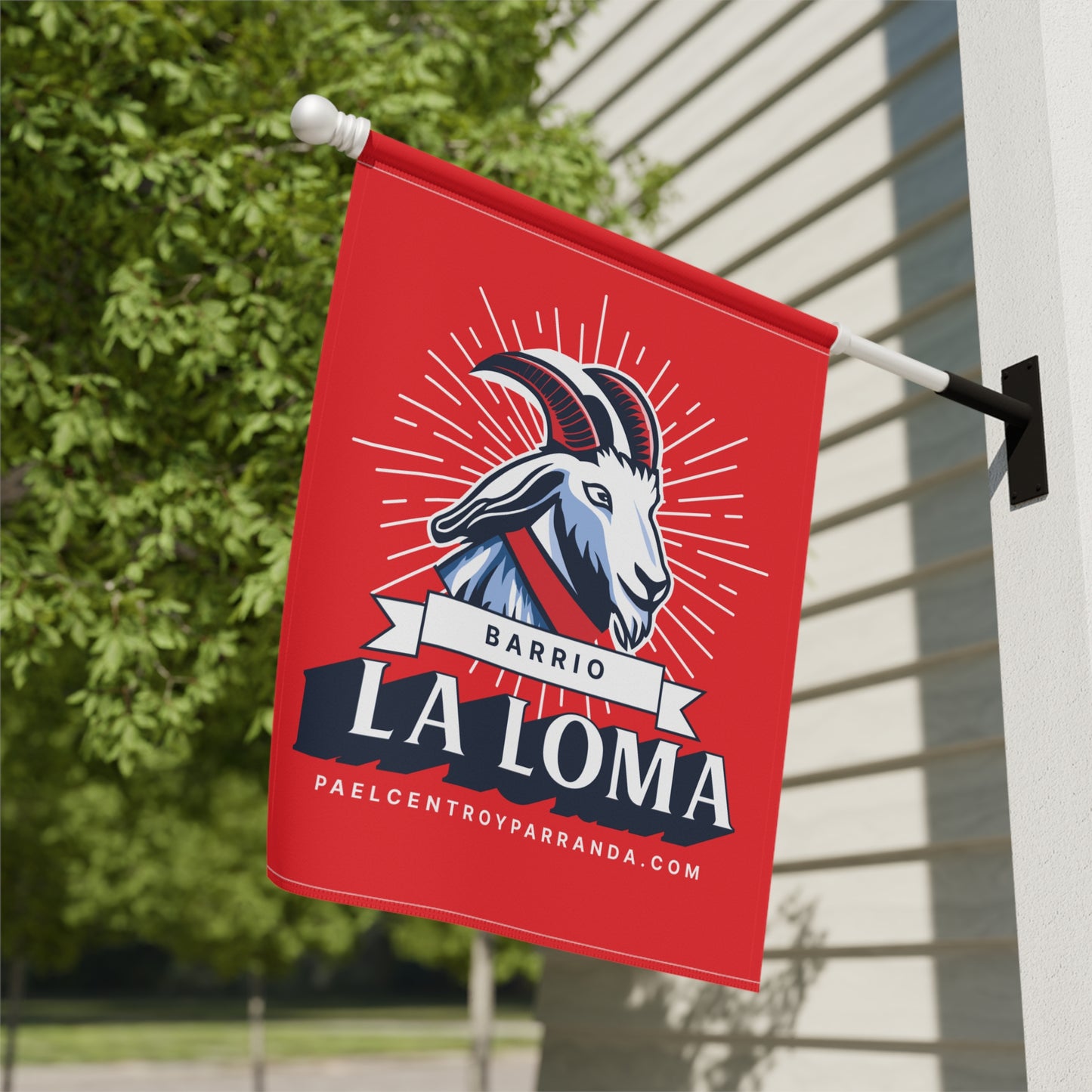 La Loma, Zulueta. Garden & House Banner