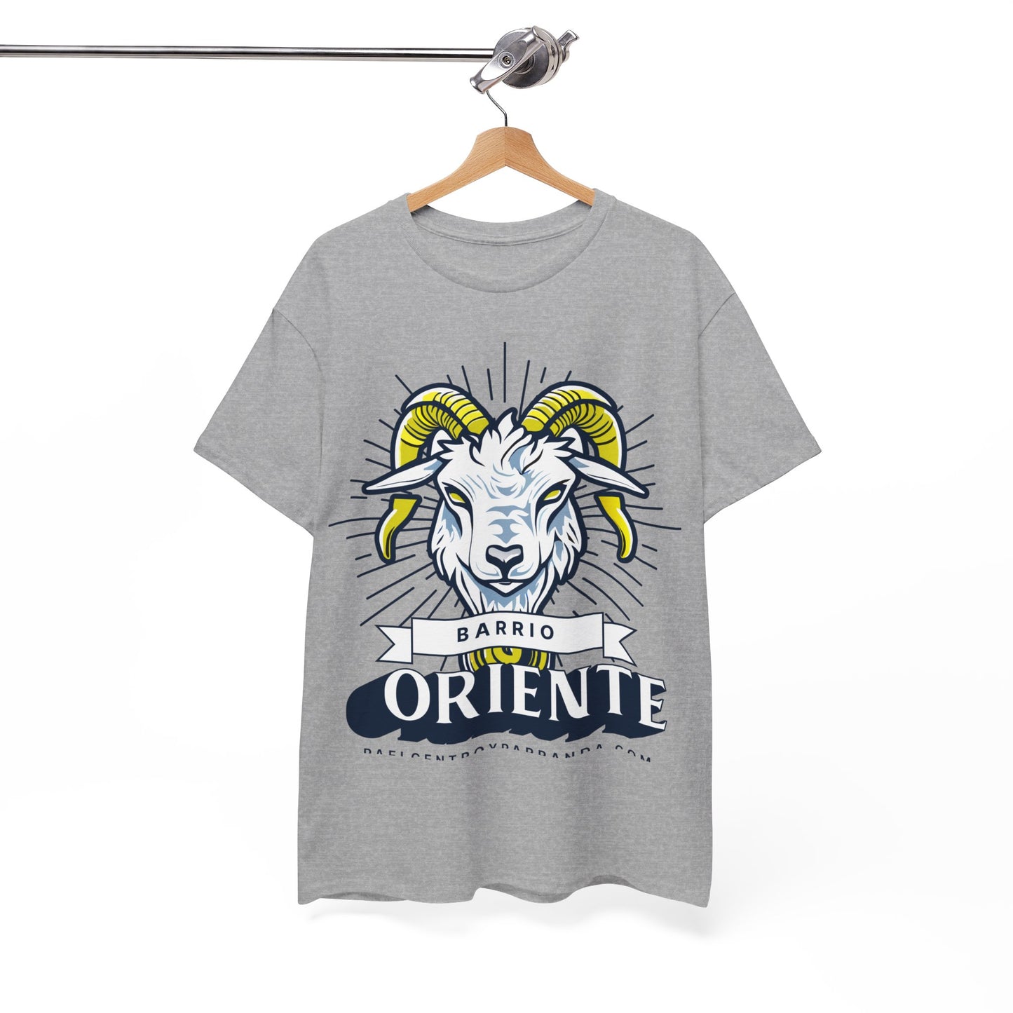 Oriente, Zaza del Medio. Unisex Heavy Cotton Tee