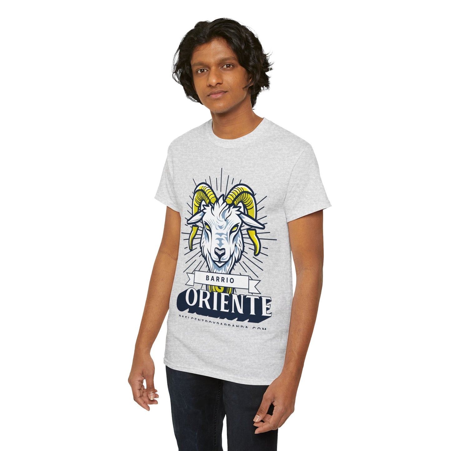 Oriente, Zaza del Medio. Unisex Heavy Cotton Tee
