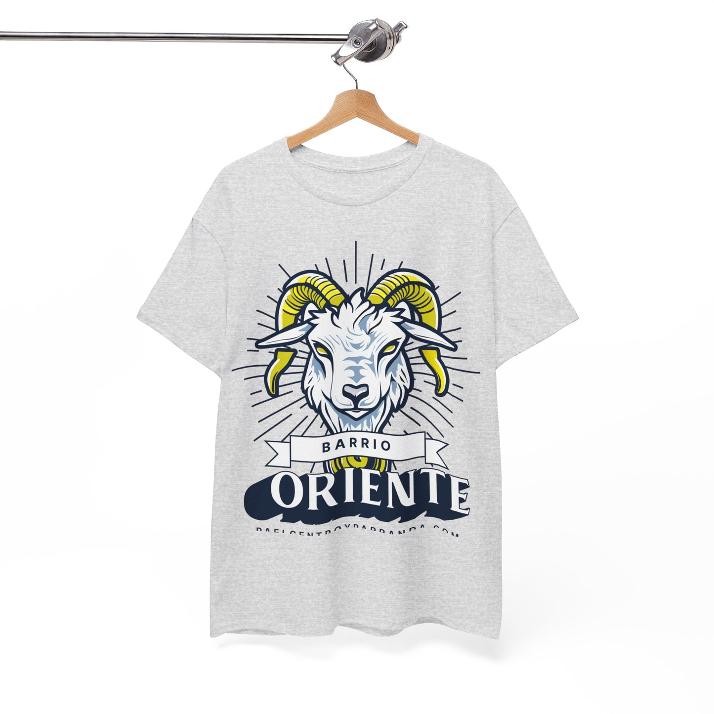 Oriente, Zaza del Medio. Unisex Heavy Cotton Tee