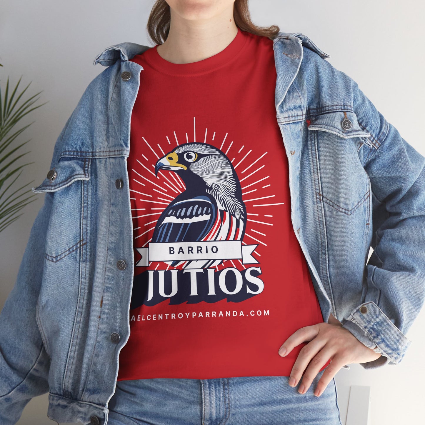 Jutíos, Vueltas. Unisex Heavy Cotton Tee
