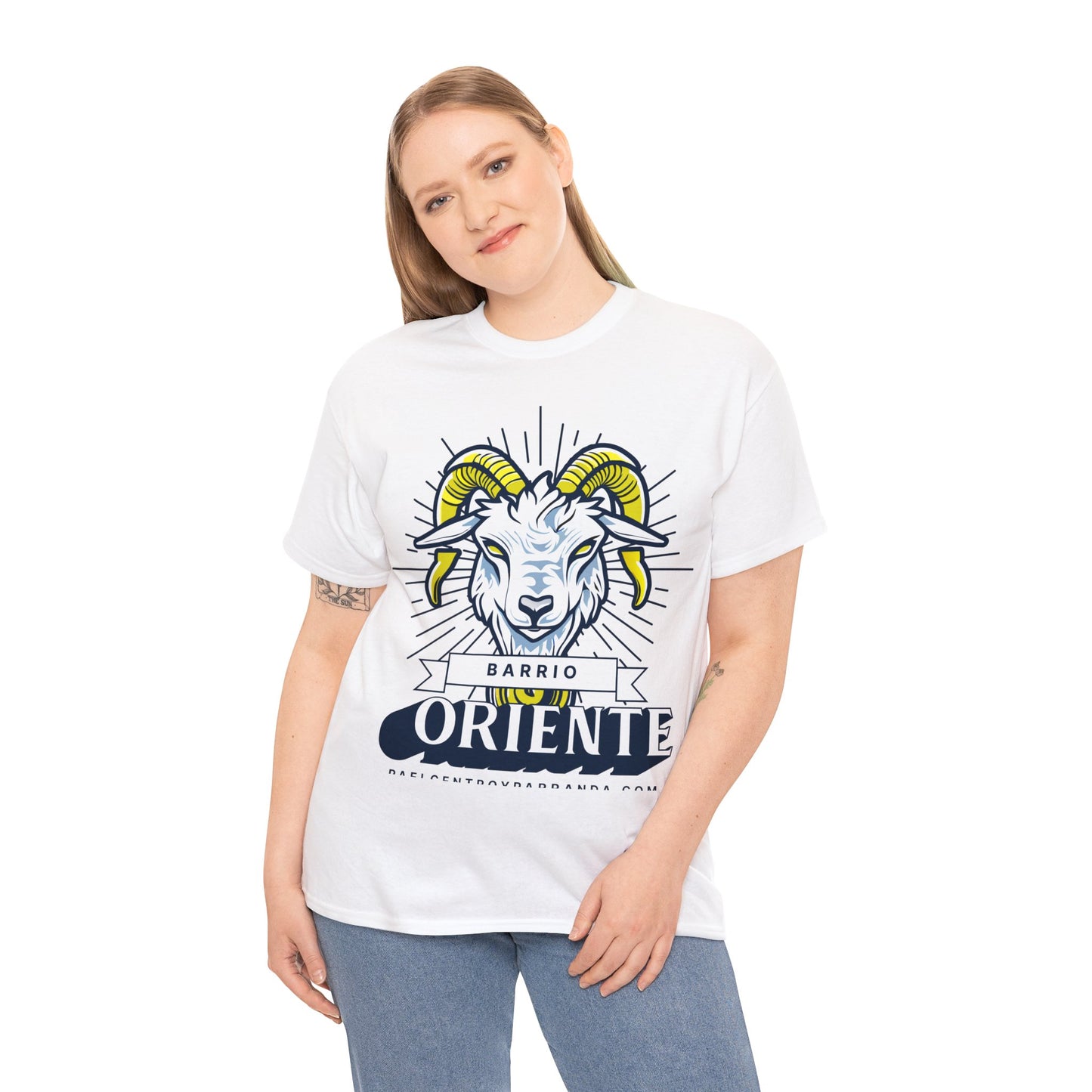 Oriente, Zaza del Medio. Unisex Heavy Cotton Tee