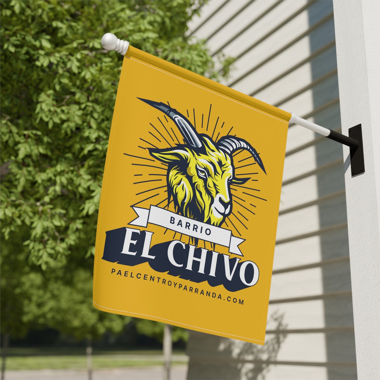 El Chivo, Zaza del Medio. Garden & House Banner