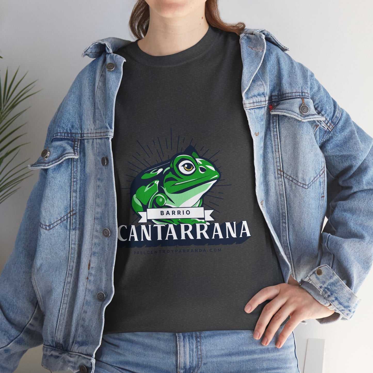 Cantarrana, Guayos. Unisex Heavy Cotton Tee